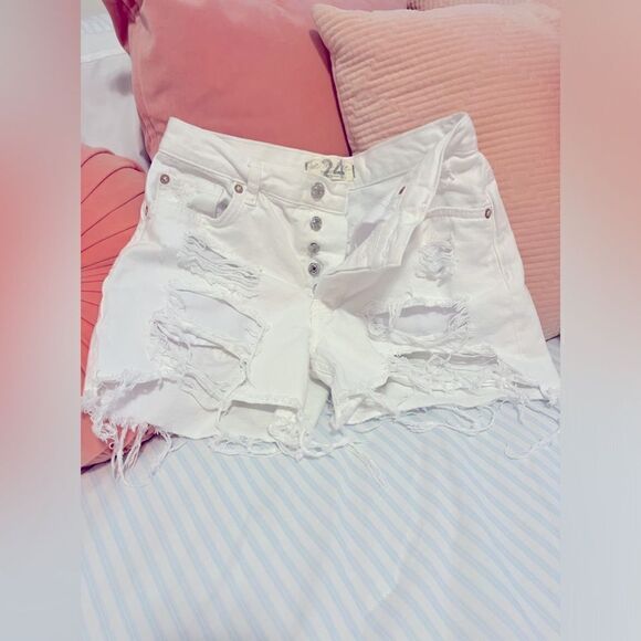 We The Free destroyed white shirts; Size 24 - Picture 9 of 14